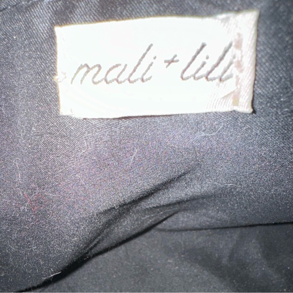 Mali & Lili Duffel Bag - Picture 3 of 4